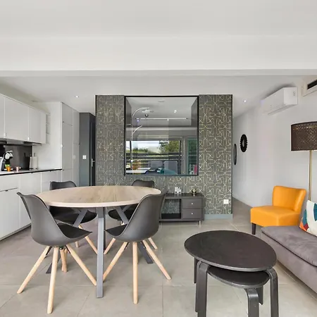 Village Naturiste R4n La Ad Ara * Agde