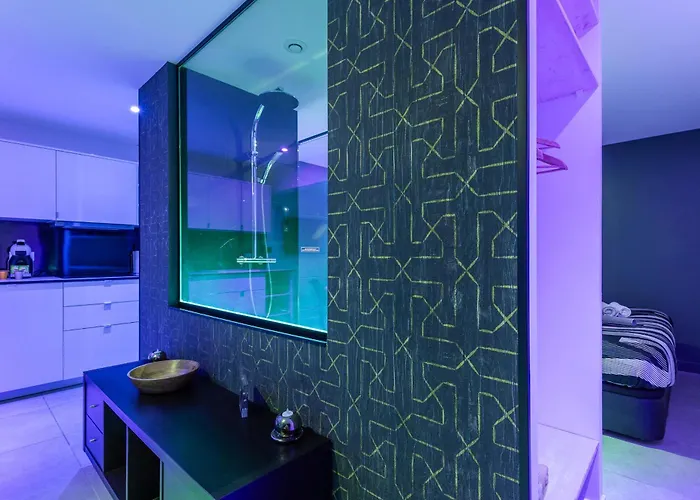 Village Naturiste R4n La Ad Ara