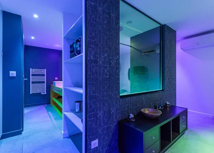 Village Naturiste R4n La Ad Ara